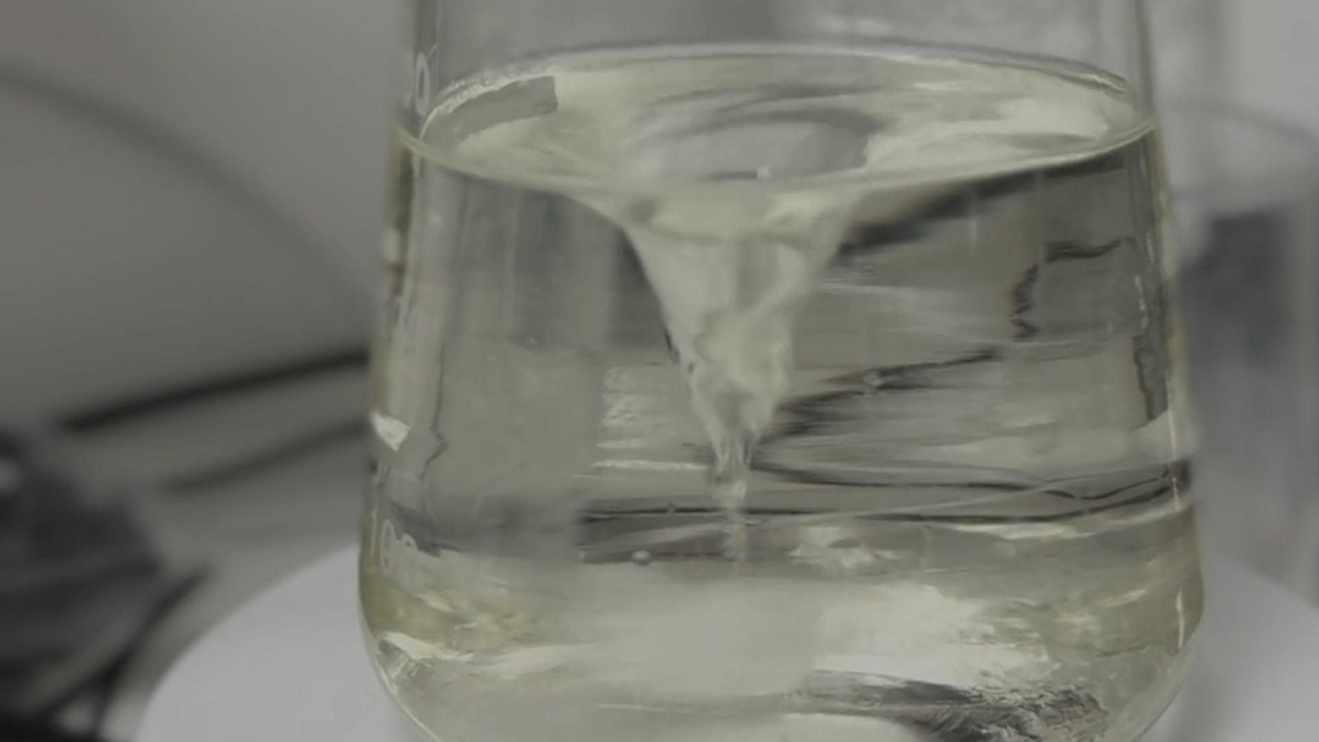 動画を読み込む: 